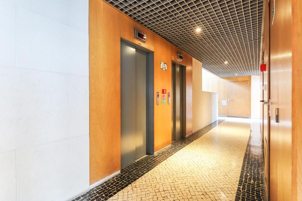 Vita Portucale ! Modern Apartment With Garage Lisboa Kültér fotó